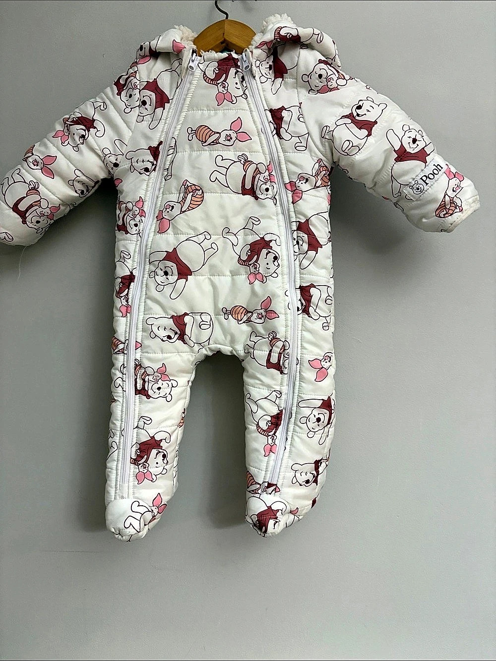 Disney Winnie the Pooh Footie Baby 6-9M Like New